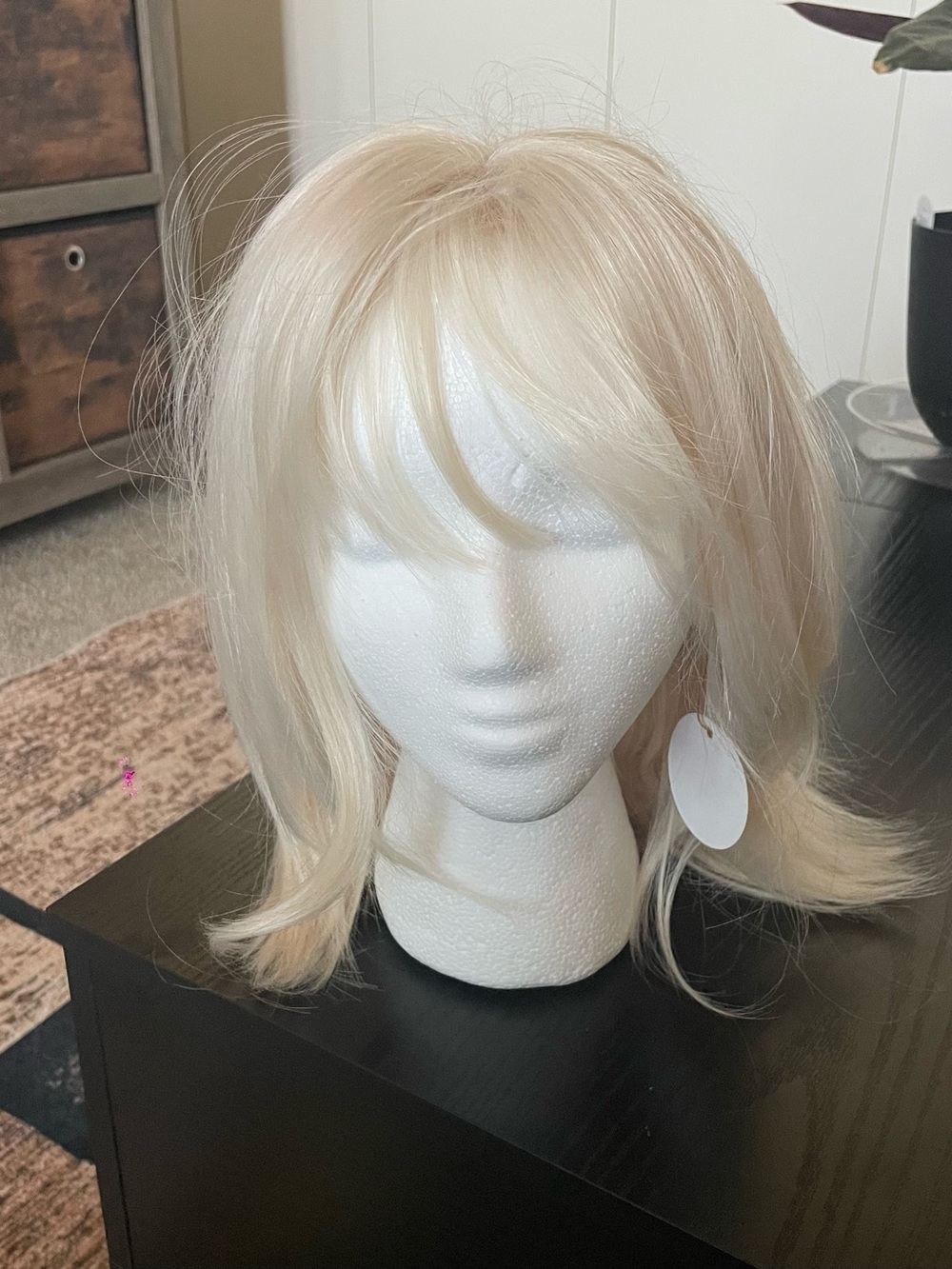 Women's Blonde Synthetic Wig with Soft Bangs